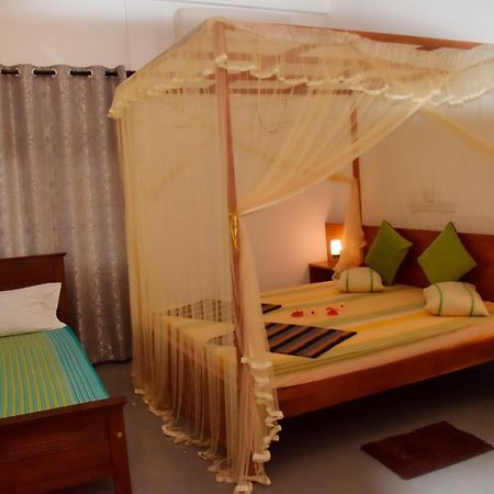 Mira Whales Resort Mirissa Εξωτερικό φωτογραφία