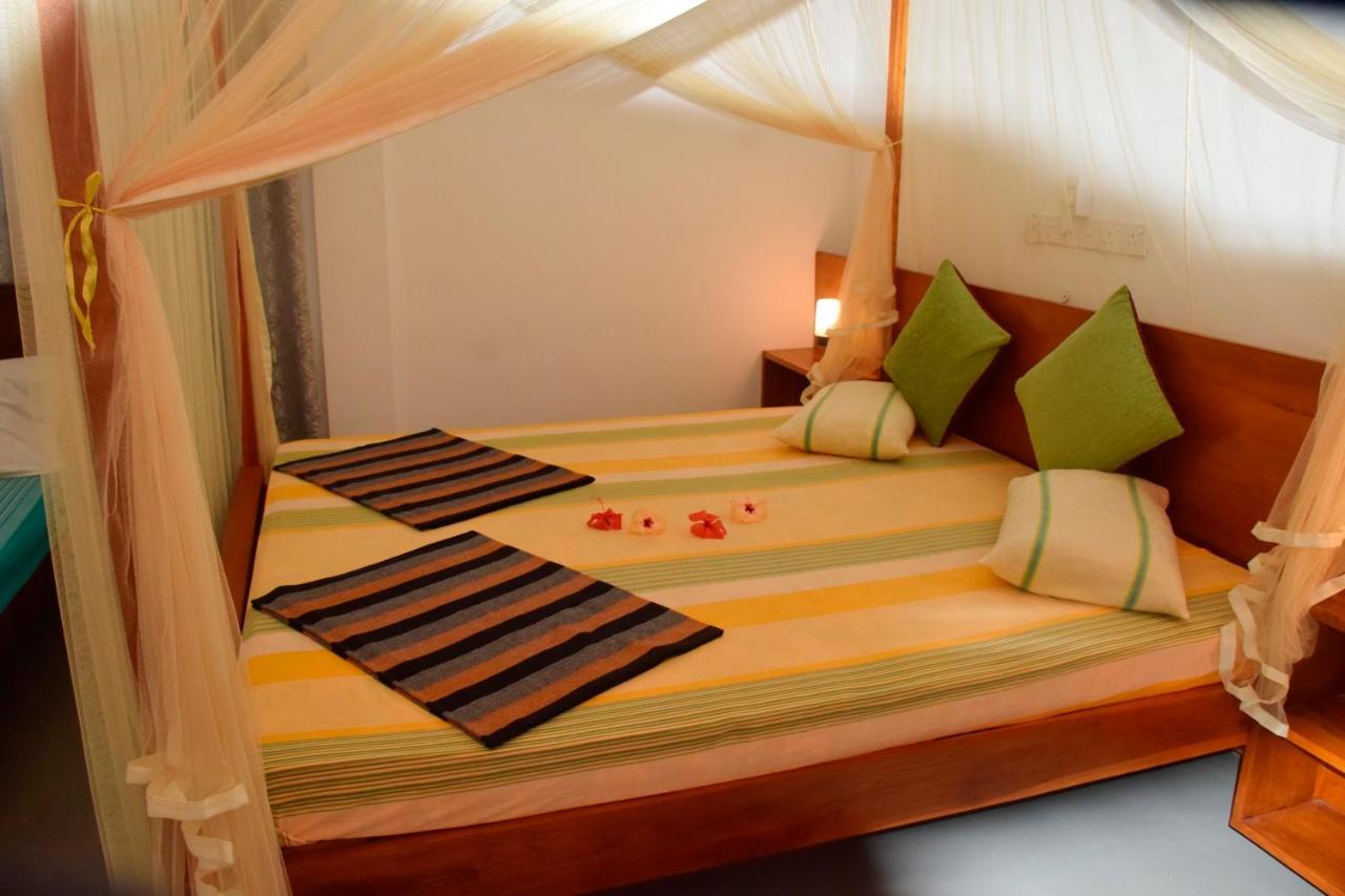 Mira Whales Resort Mirissa Εξωτερικό φωτογραφία