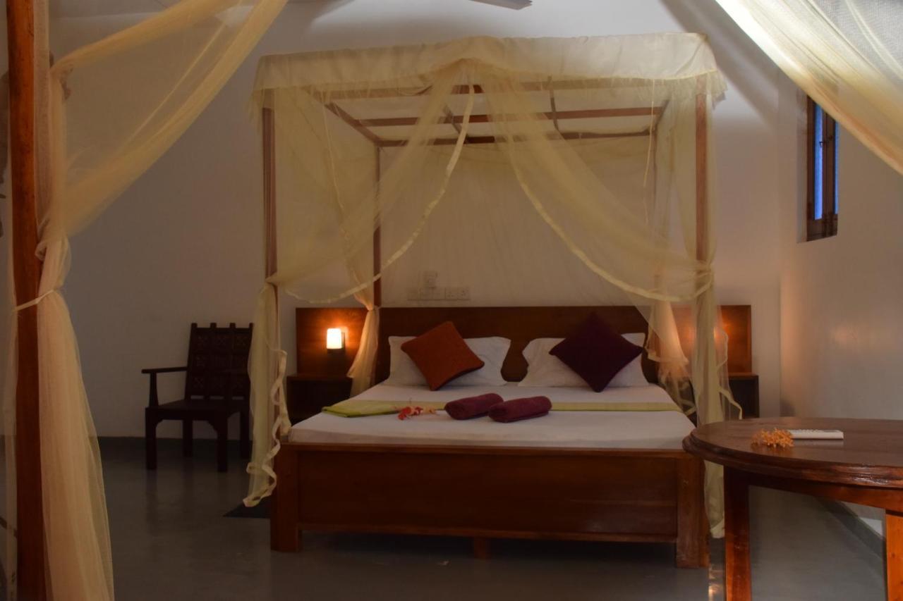 Mira Whales Resort Mirissa Εξωτερικό φωτογραφία